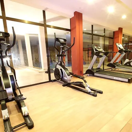 מלון Vista Hill 4*