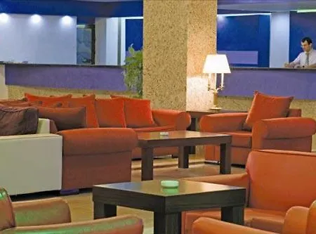 מלון Vista Hill 4*